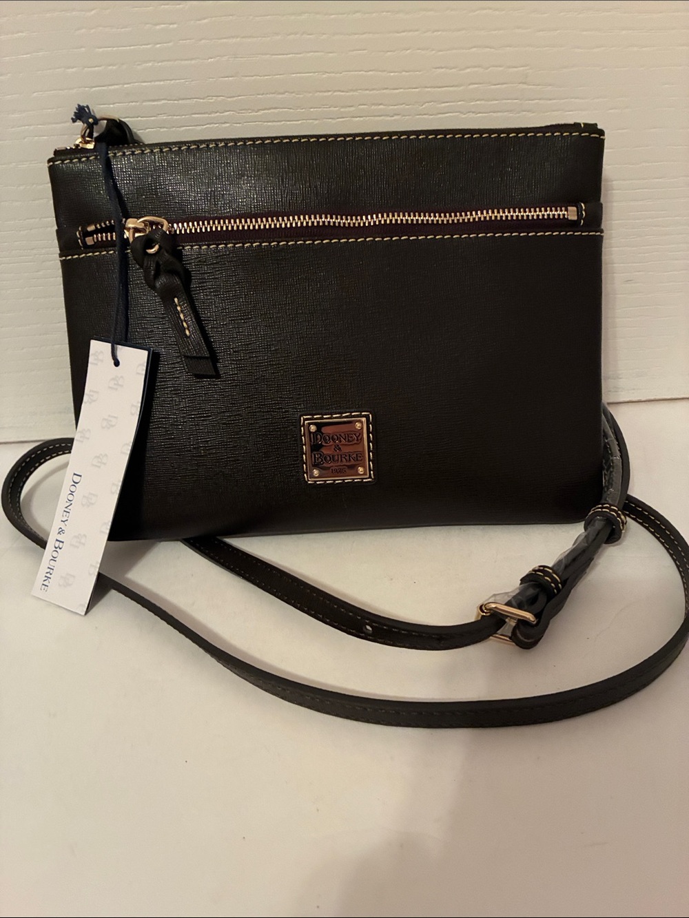 NWT Dooney & Bourke Patsy Brown Leather Crossbody